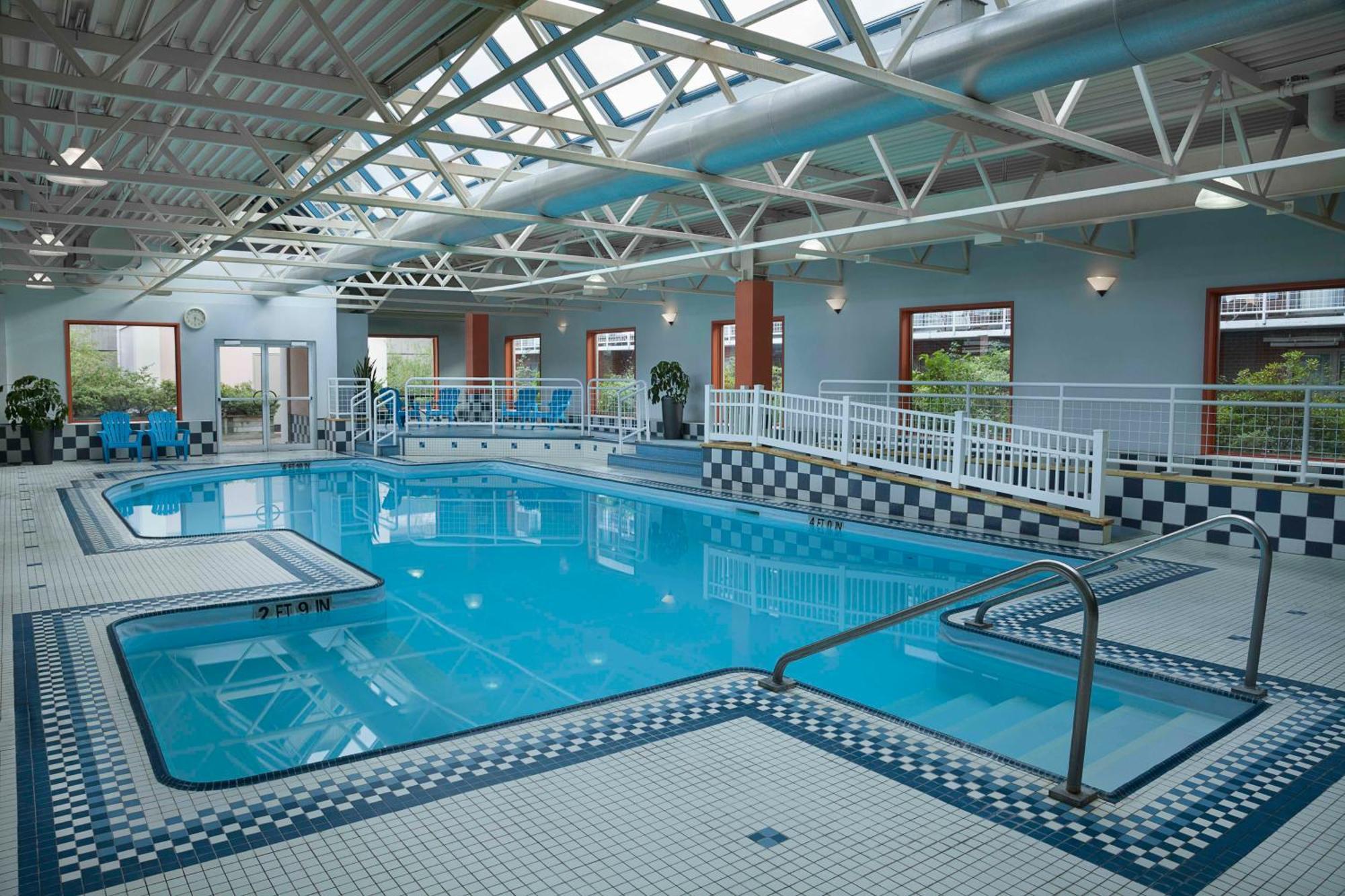 Hotel Hotel Halifax 4*